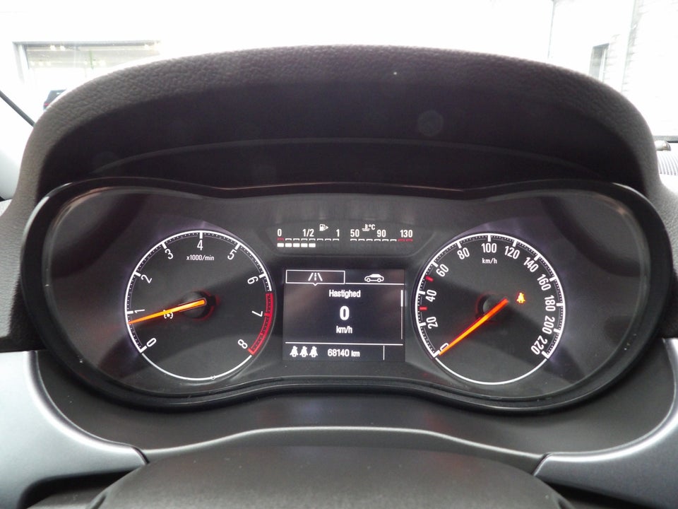 Opel Corsa 1,4 16V Enjoy 5d