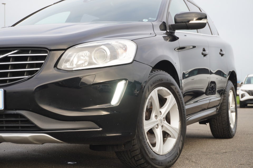 Volvo XC60 2,0 D3 150 Momentum aut. 5d