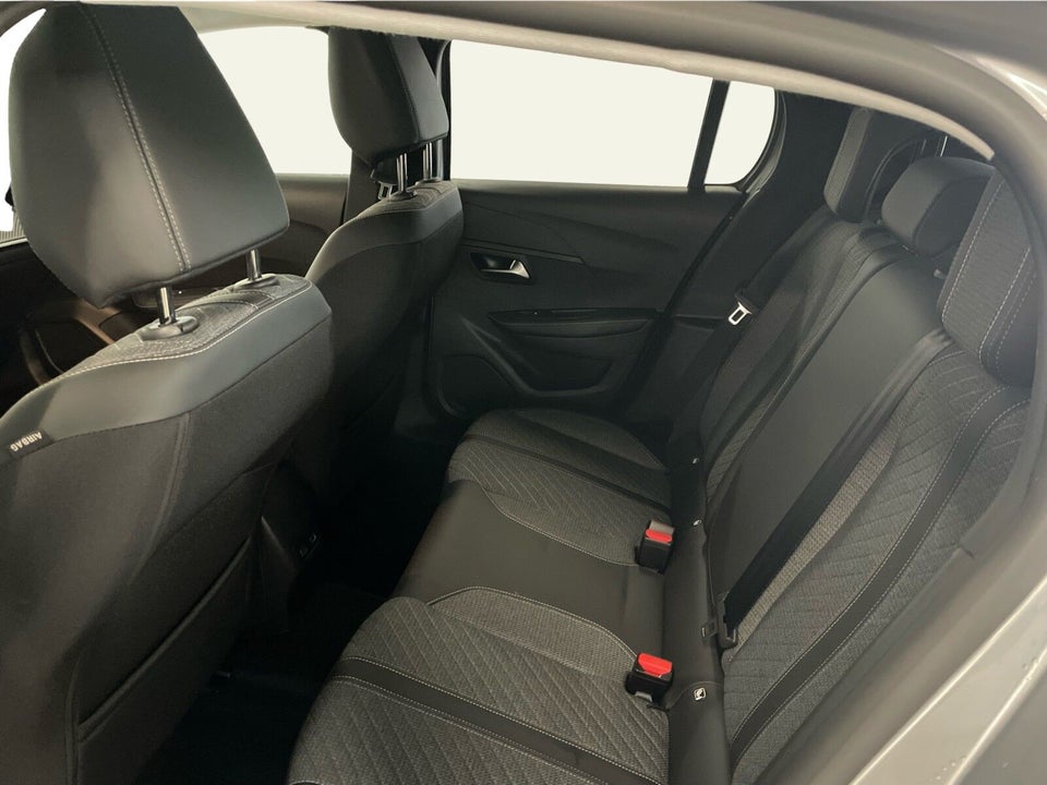 Peugeot 208 1,2 PureTech 100 Allure+ 5d