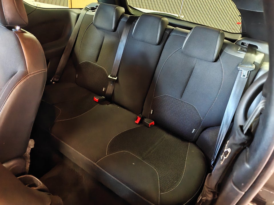 Citroën DS3 1,6 e-HDi 90 DStyle 3d