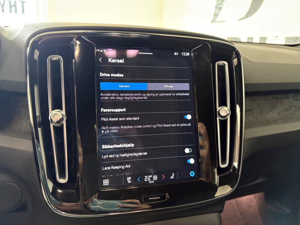 Volvo XC40 ReCharge Extended Range Core 5d