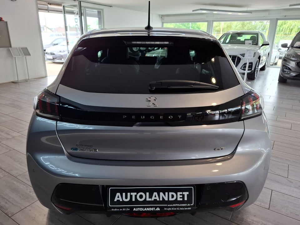Peugeot e-208 50 GT 5d