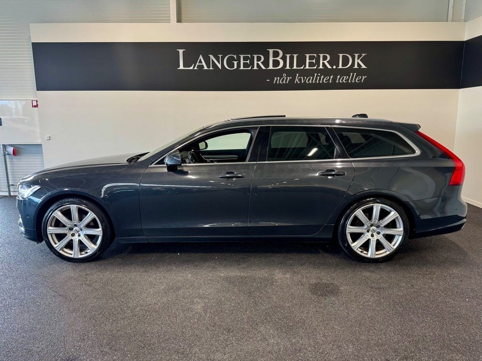 Volvo V90 2,0 T5 254 Momentum aut. 5d