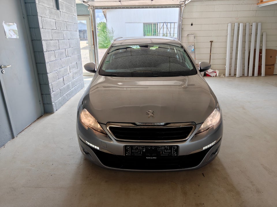 Peugeot 308 1,6 BlueHDi 120 Style SW 5d