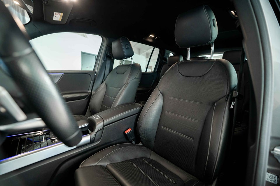 Mercedes EQB350 AMG Line 4Matic 7prs 5d