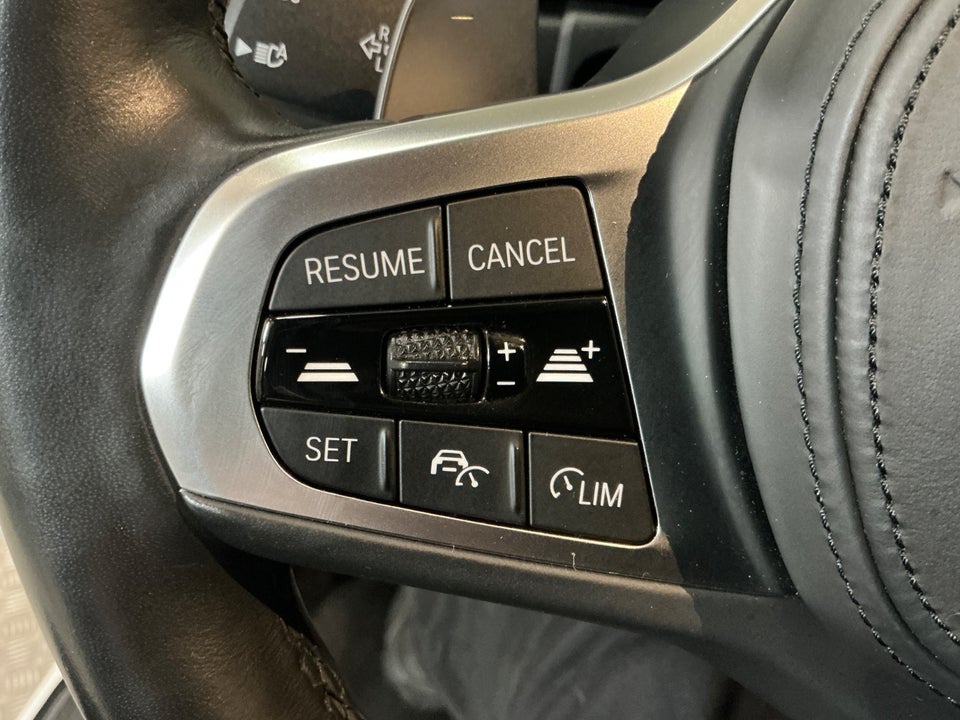 BMW 330e 2,0 Touring M-Sport aut. 5d