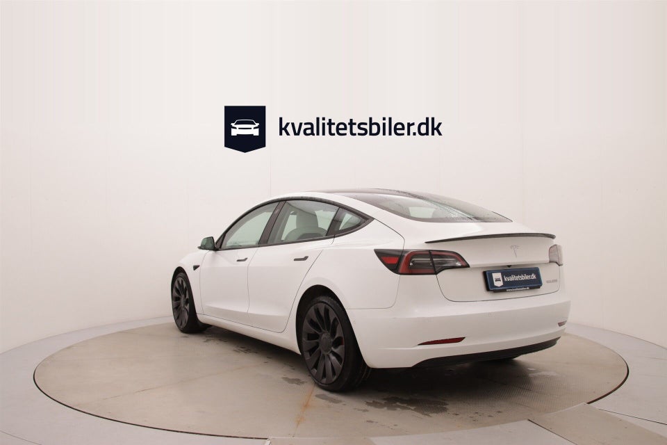 Tesla Model 3 Performance AWD 4d