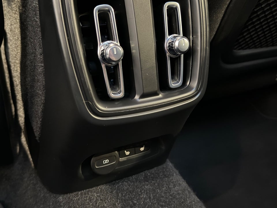 Volvo C40 P6 ReCharge Plus 5d