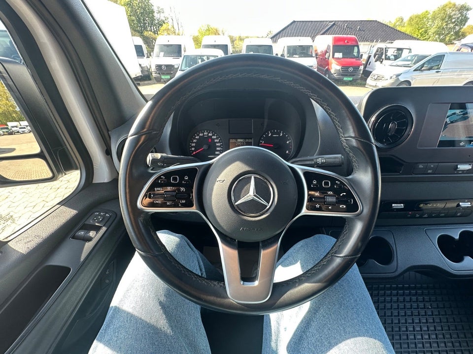 Mercedes Sprinter 215 2,0 CDi A2 Kassevogn aut. FWD