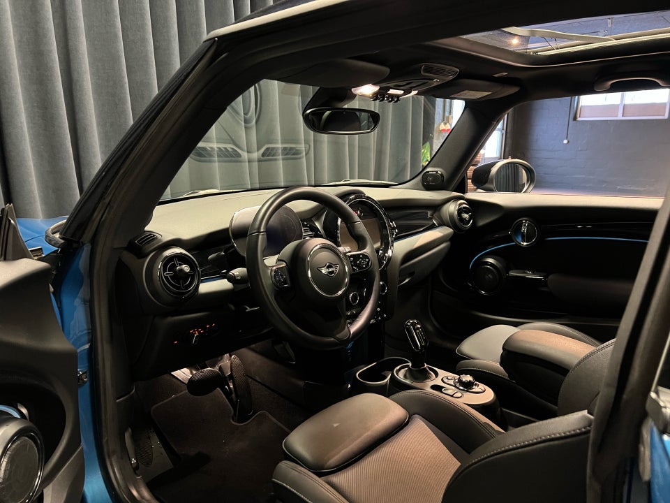 MINI Cooper SE Edition Premium Plus 3d