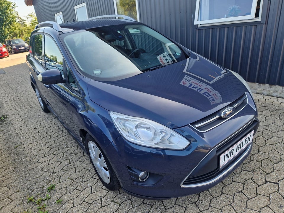 Ford Grand C-MAX 1,6 TDCi 115 Titanium 7prs 5d