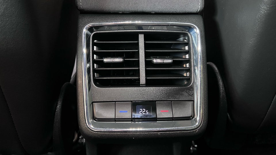 Skoda Enyaq 80 iV Plus 5d