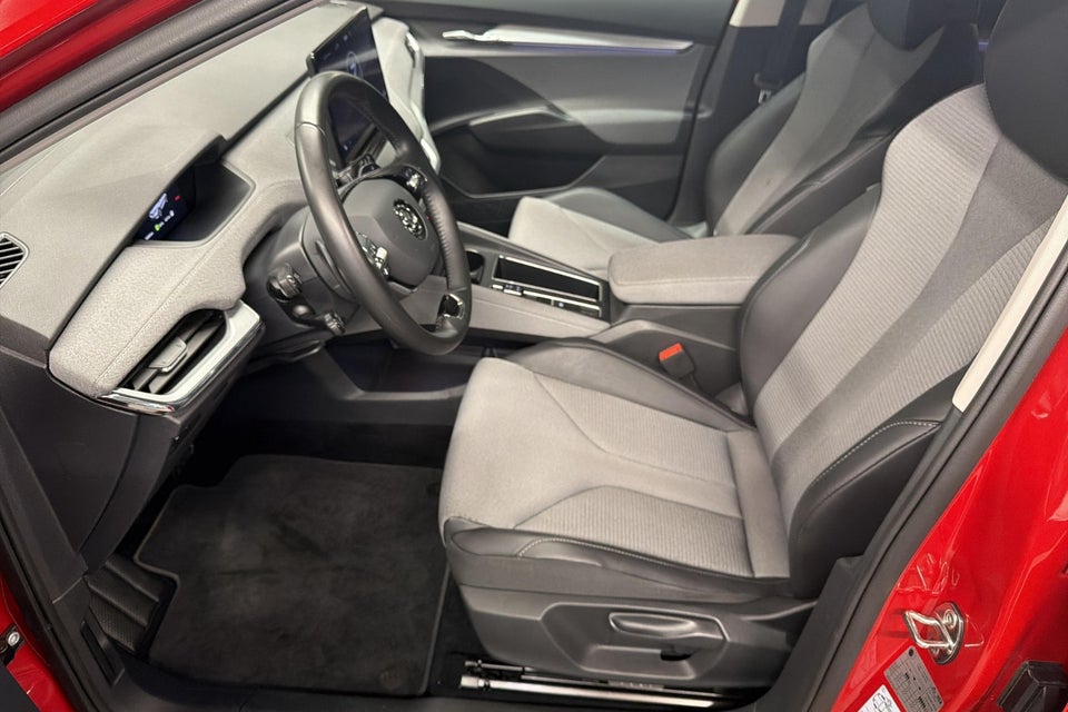 Skoda Enyaq 80 iV Loft 5d
