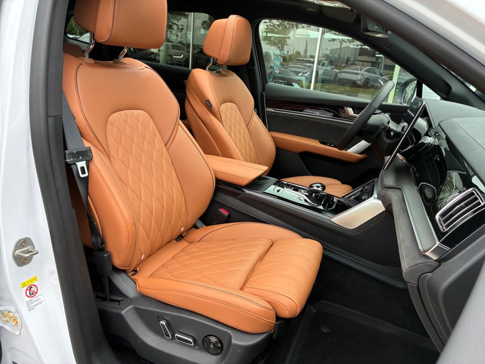 BYD Tang 109 Flagship AWD 7prs 5d