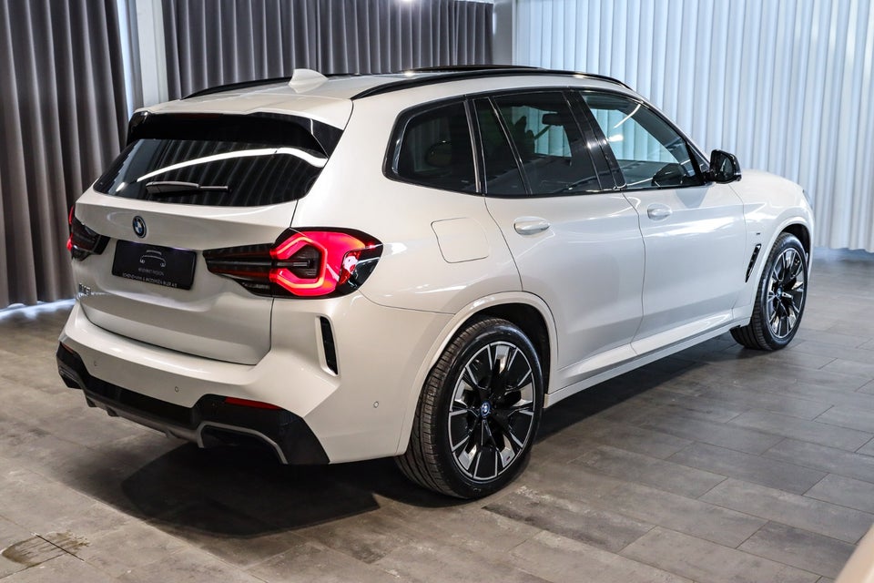 BMW iX3 Charged Plus M-Sport 5d