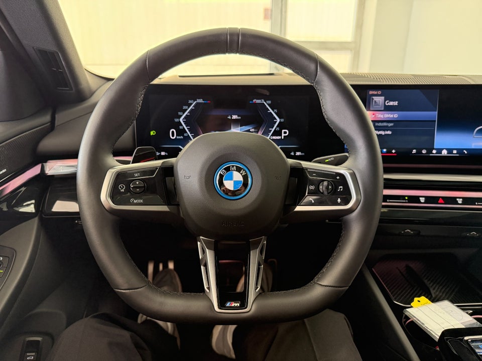 BMW i5 eDrive40 M-Sport Pro 4d