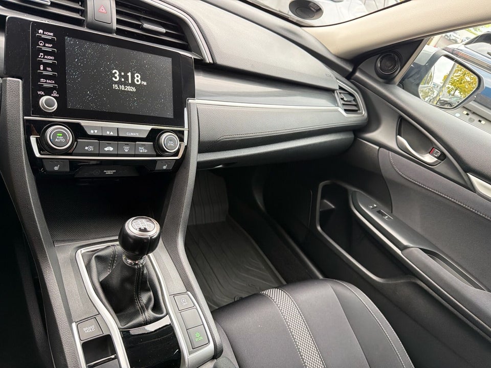 Honda Civic 1,5 VTEC Turbo Elegance 4d