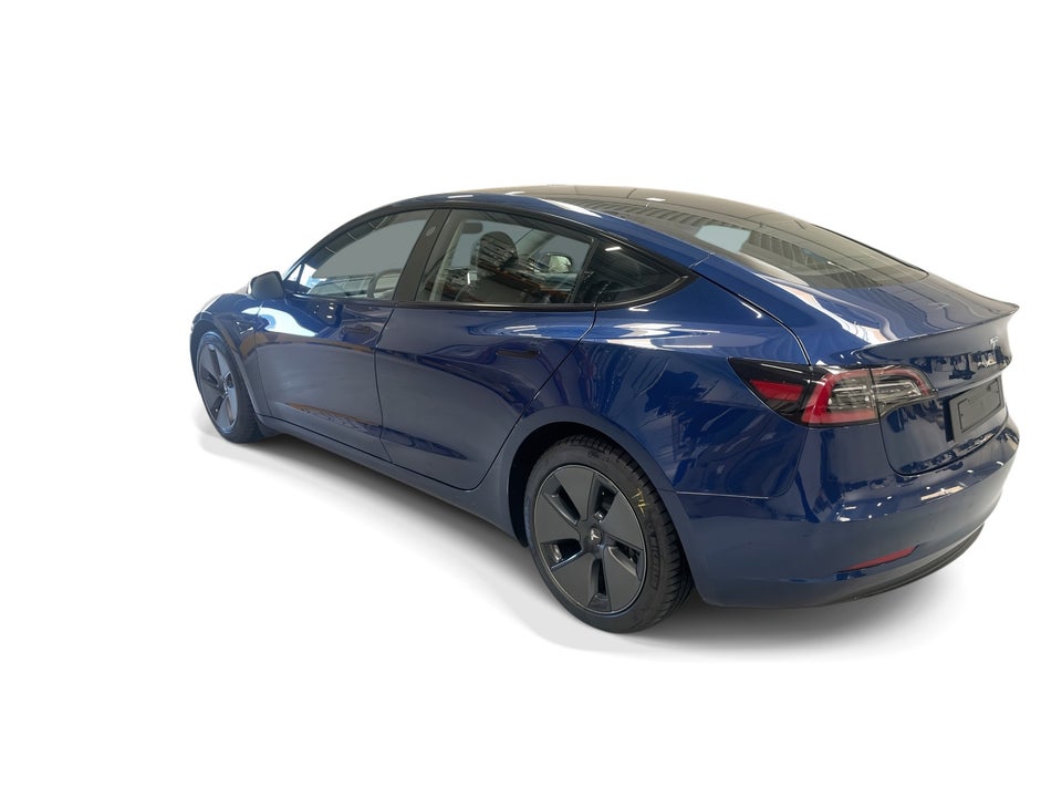 Tesla Model 3 RWD 4d