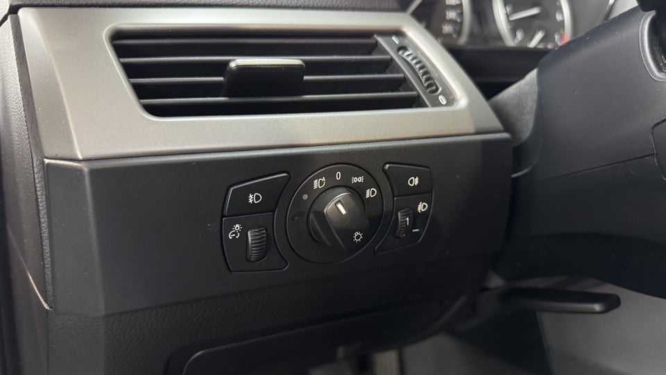 BMW 523i 2,5  4d