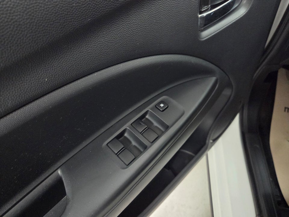 Mitsubishi Space Star 1,2 Intense 5d