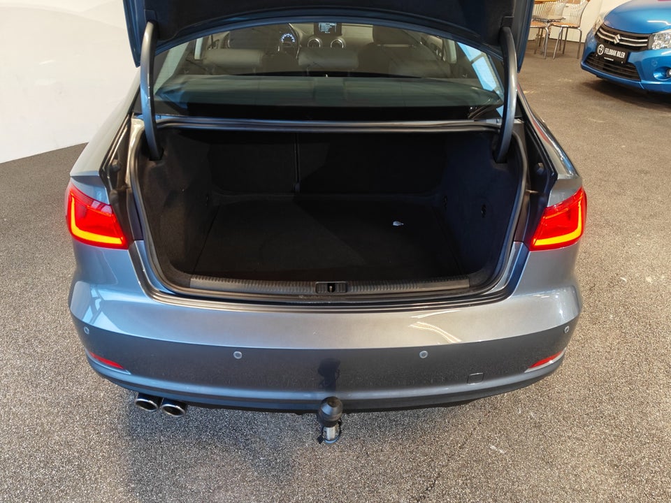 Audi A3 2,0 TDi 150 Ambition S-tr. 4d