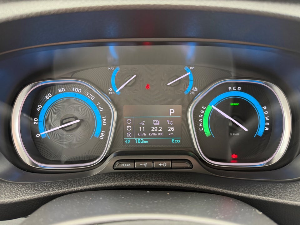 Peugeot e-Expert 50 L2 Plus Van