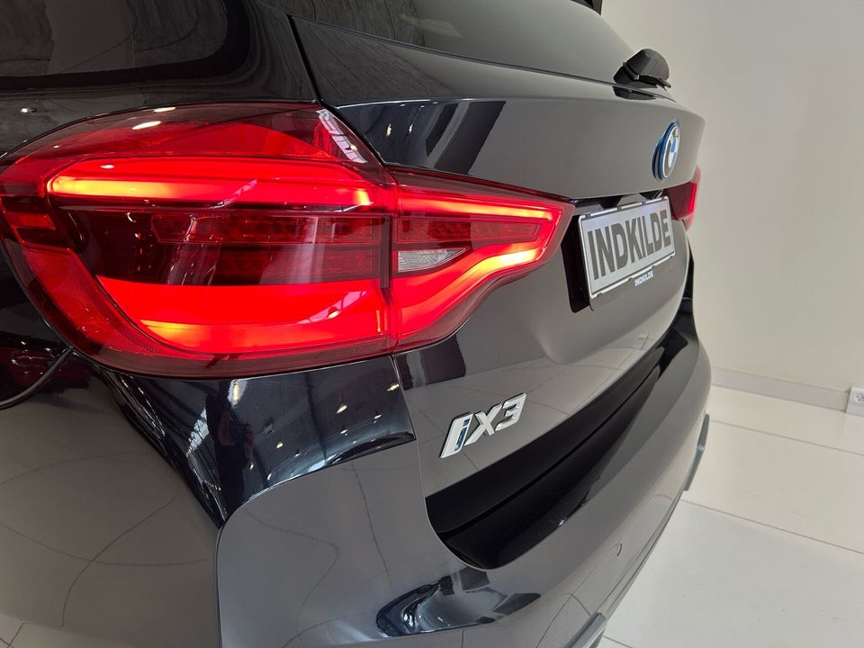 BMW iX3 Charged Plus 5d