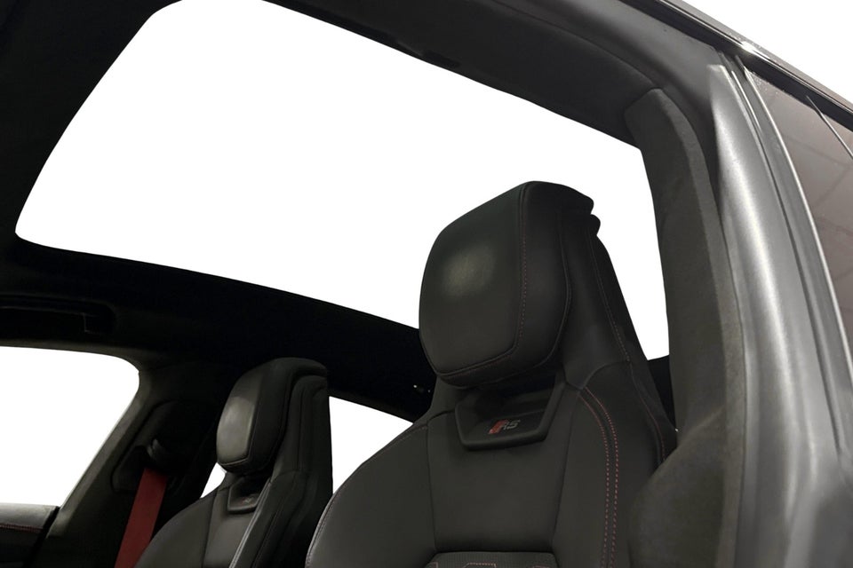 Audi RS e-tron GT pro quattro 4d