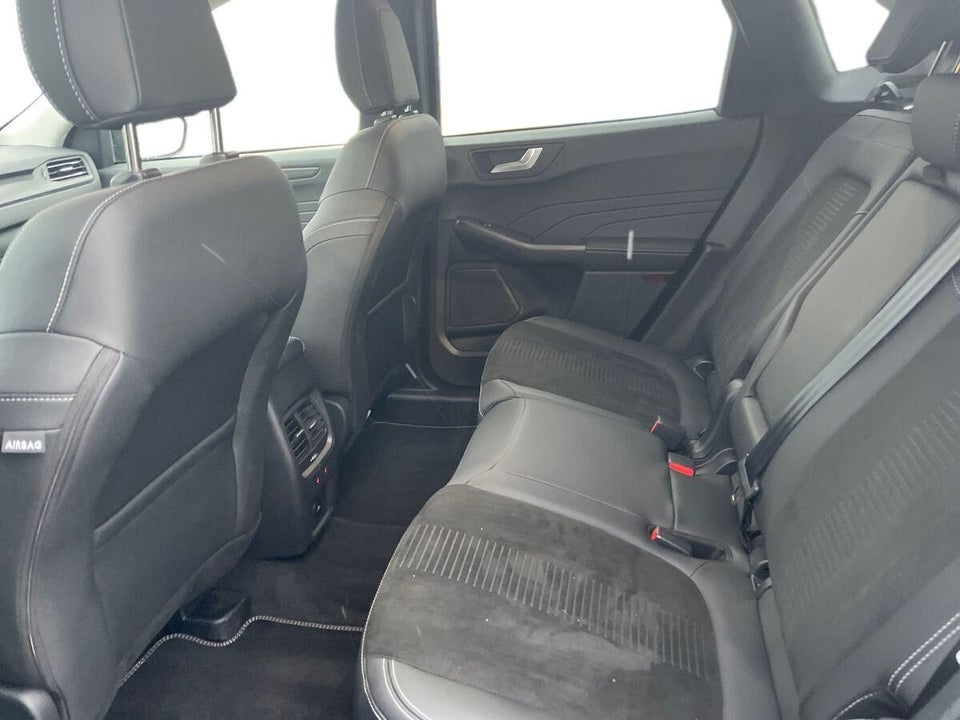 Ford Kuga 2,5 PHEV Active X CVT 5d