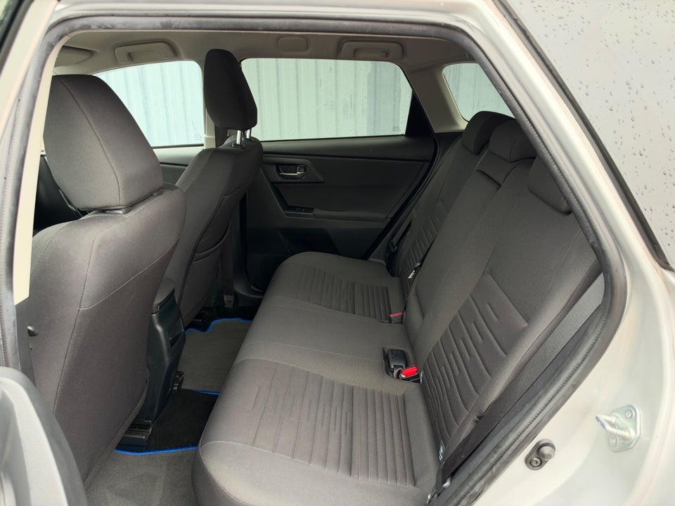 Toyota Auris 1,8 Hybrid H2 Comfort Touring Sports CVT 5d