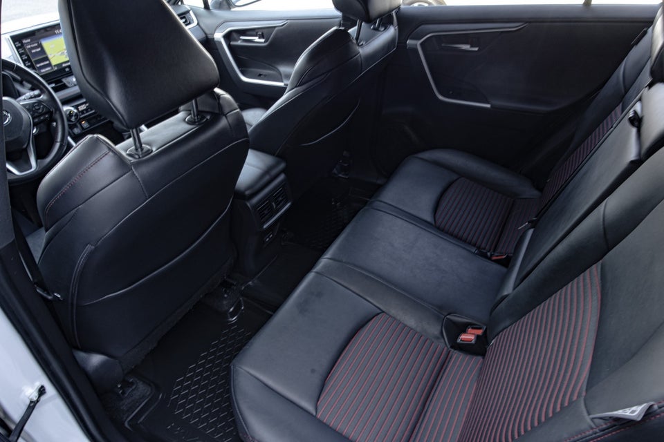 Toyota RAV4 2,5 Plug-in Hybrid Active Comfort AWD-i 5d