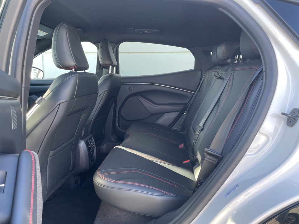 Ford Mustang Mach-E 88 Premium Extended Range 5d