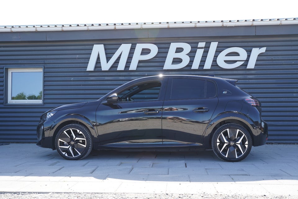 Peugeot e-208 54 GT Pack 5d
