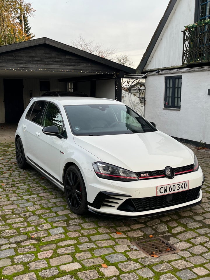 VW Golf VII 2,0 GTi Clubsport DSG 5d