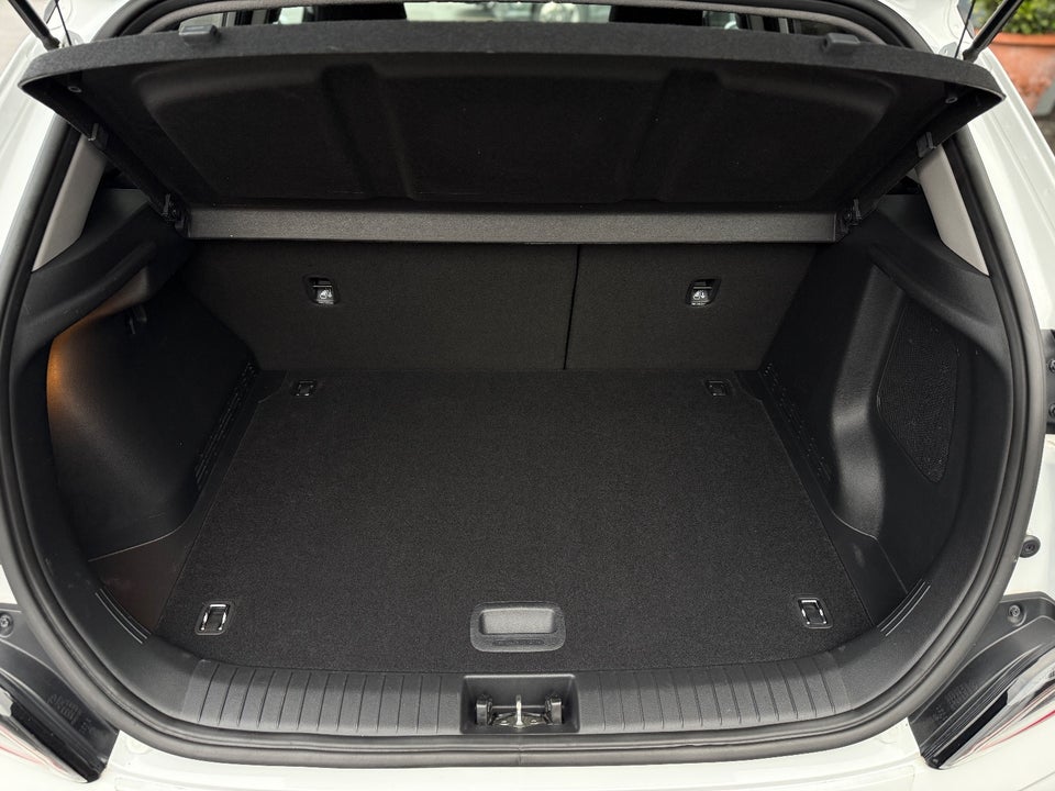 Hyundai Kona 64 EV Premium 5d