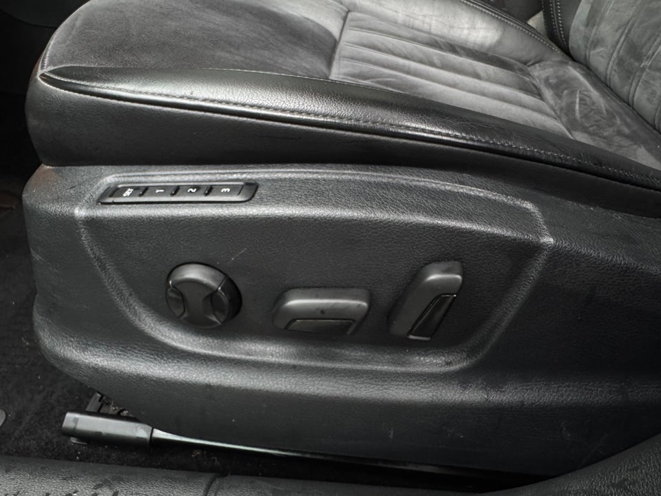 Skoda Octavia 2,0 TDi 150 Laurin & Klement Combi DSG 5d