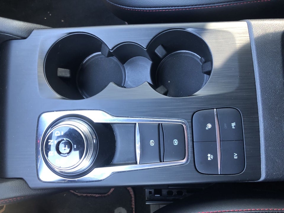 Ford Kuga 2,5 PHEV ST-Line CVT 5d