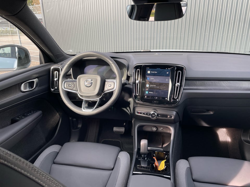 Volvo XC40 ReCharge Extended Range Plus 5d