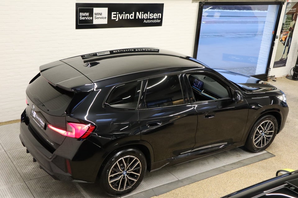 BMW iX1 xDrive30 M-Sport Premium 5d