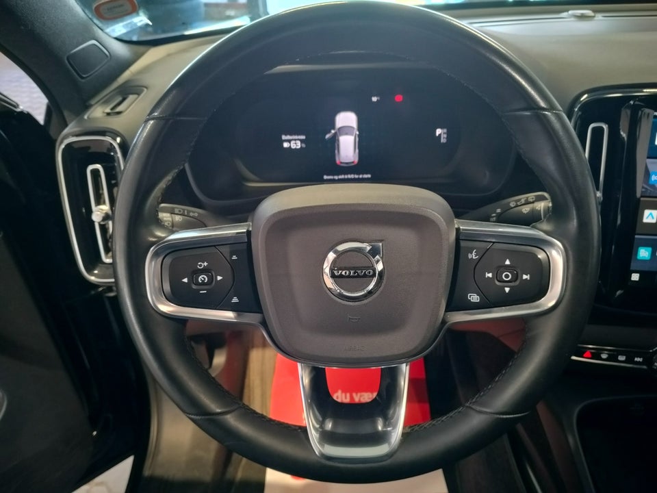 Volvo XC40 P6 ReCharge Core 5d