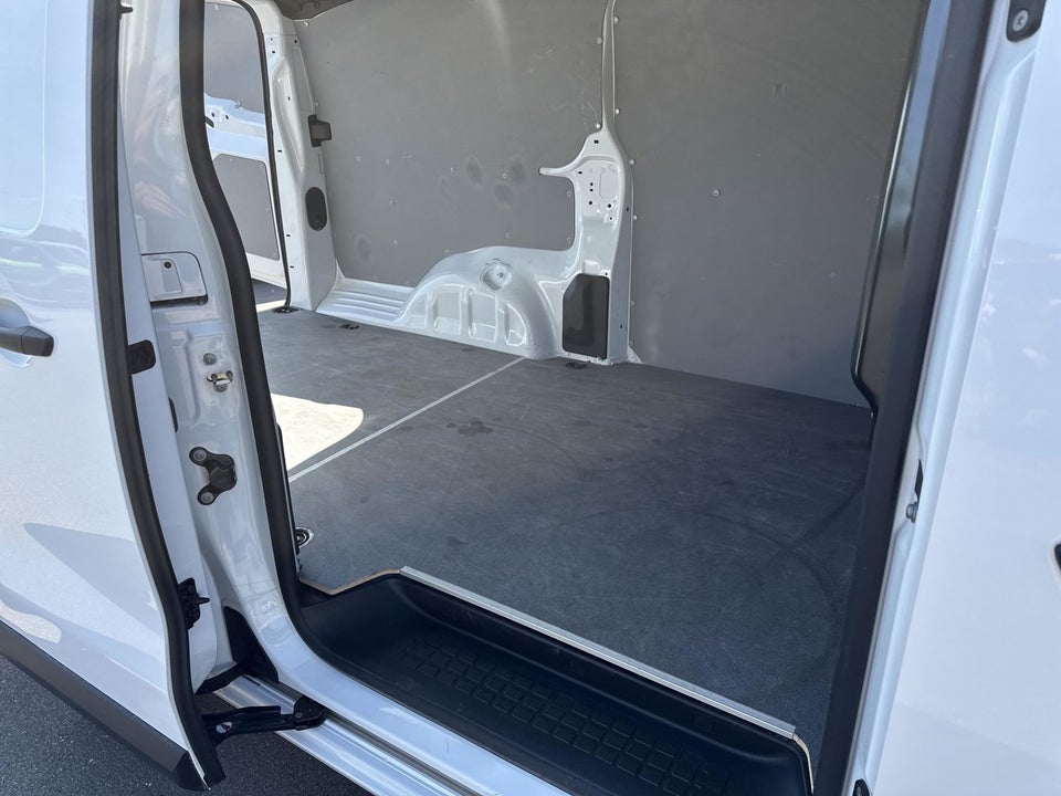 Toyota ProAce 2,0 D 144 Long Comfort 5d