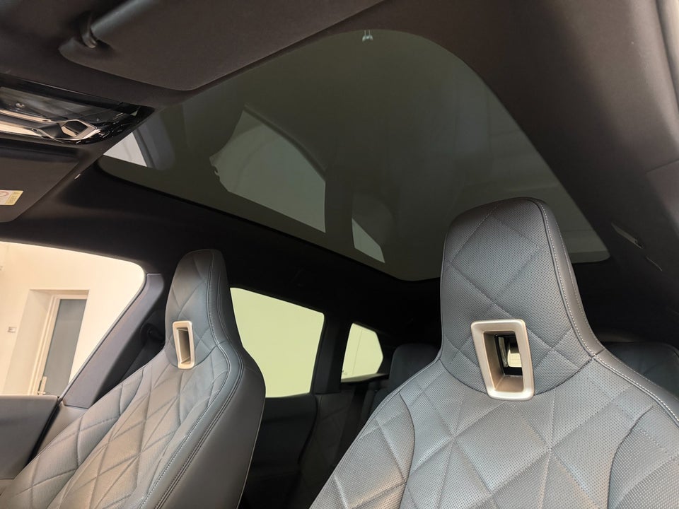 BMW iX xDrive40 Fully Charged 5d