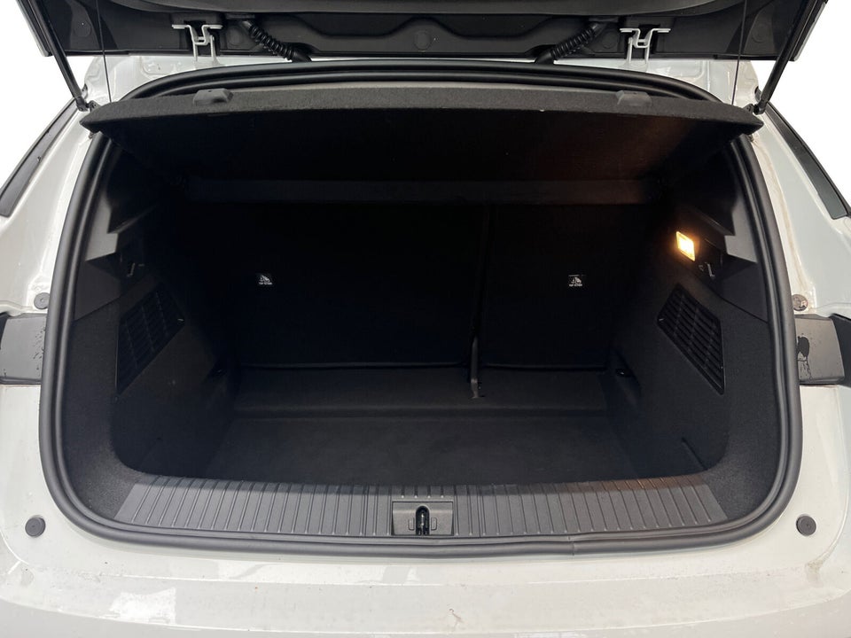 Renault Megane E-Tech 40 Equilibre 5d