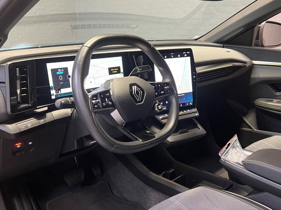 Renault Megane E-Tech 60 Techno 5d