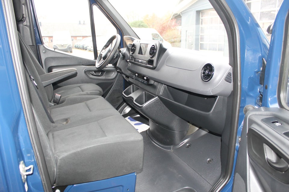 Mercedes Sprinter 214 2,2 CDi A2 Kassevogn aut. FWD
