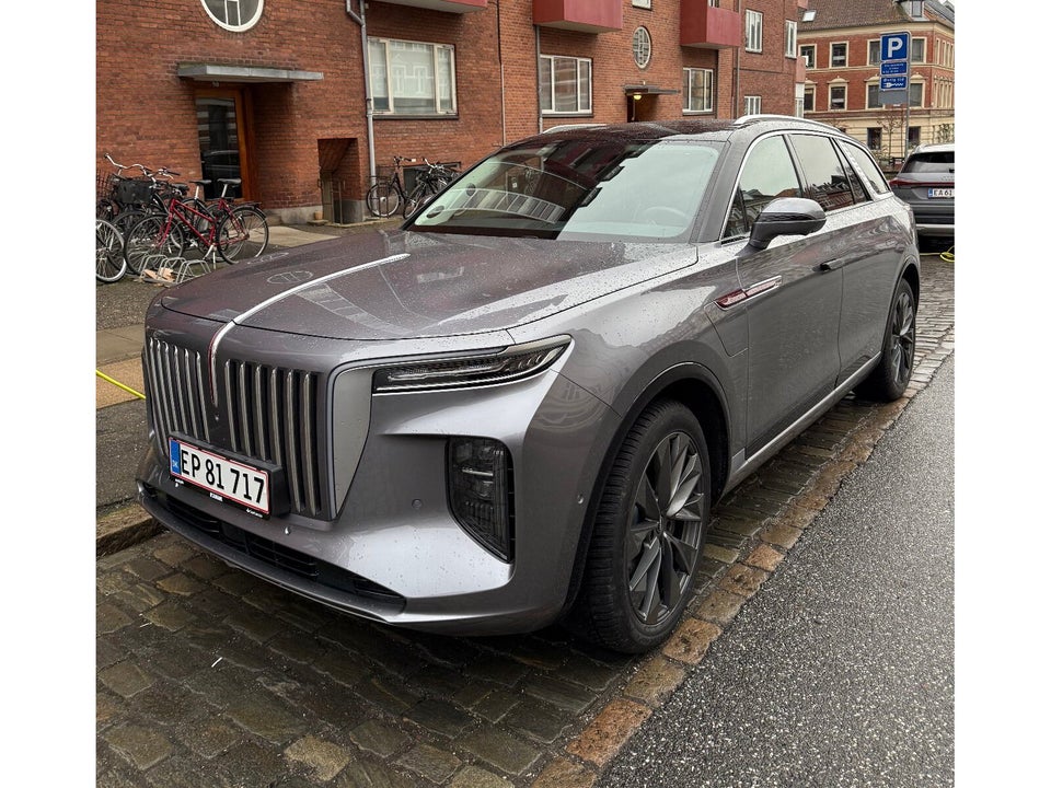 Hongqi E-HS9 99 Exclusive 5d