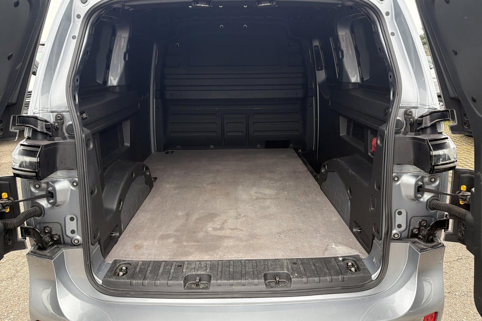 VW ID.Buzz 77 Cargo Comfort