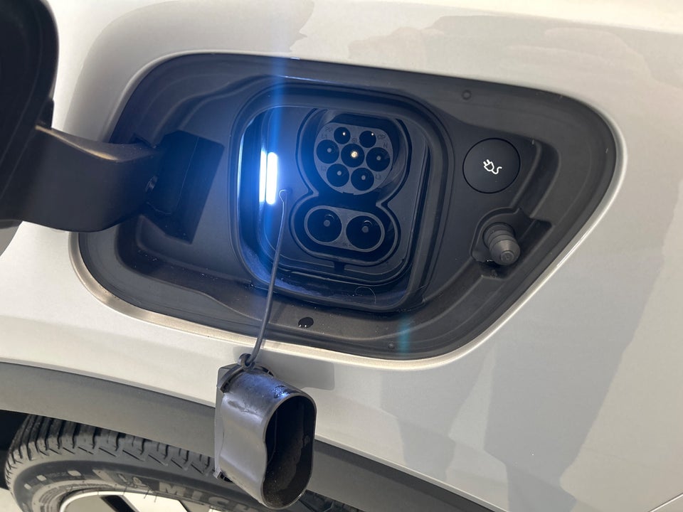 Volvo XC40 P6 ReCharge Core 5d