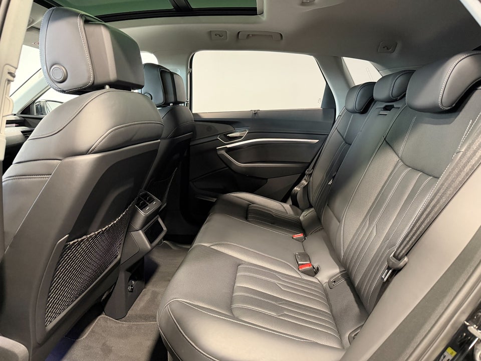 Audi Q8 e-tron 50 Advanced quattro 5d