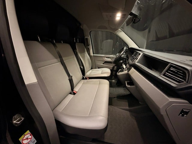 VW Transporter 2,0 TDi 150 Kassevogn DSG lang